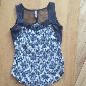 Blue and White Sleeveless Top